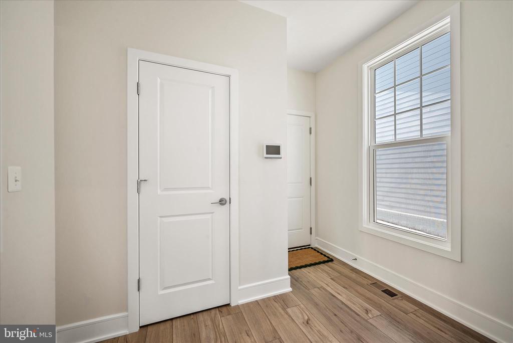 6052 COBBLESTONE CT, MARSHALL, Virginia, 3 Bedrooms Bedrooms, ,2 BathroomsBathrooms,Residential,6052 COBBLESTONE CT,VAFQ2020528 MLS # VAFQ2020528