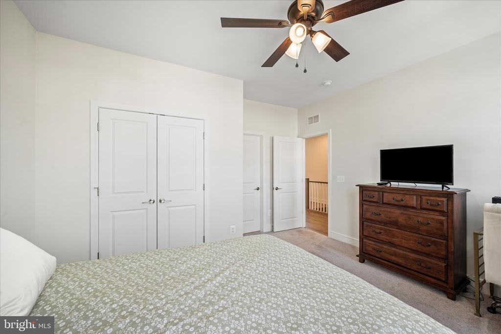 6052 COBBLESTONE CT, MARSHALL, Virginia, 3 Bedrooms Bedrooms, ,2 BathroomsBathrooms,Residential,6052 COBBLESTONE CT,VAFQ2020528 MLS # VAFQ2020528