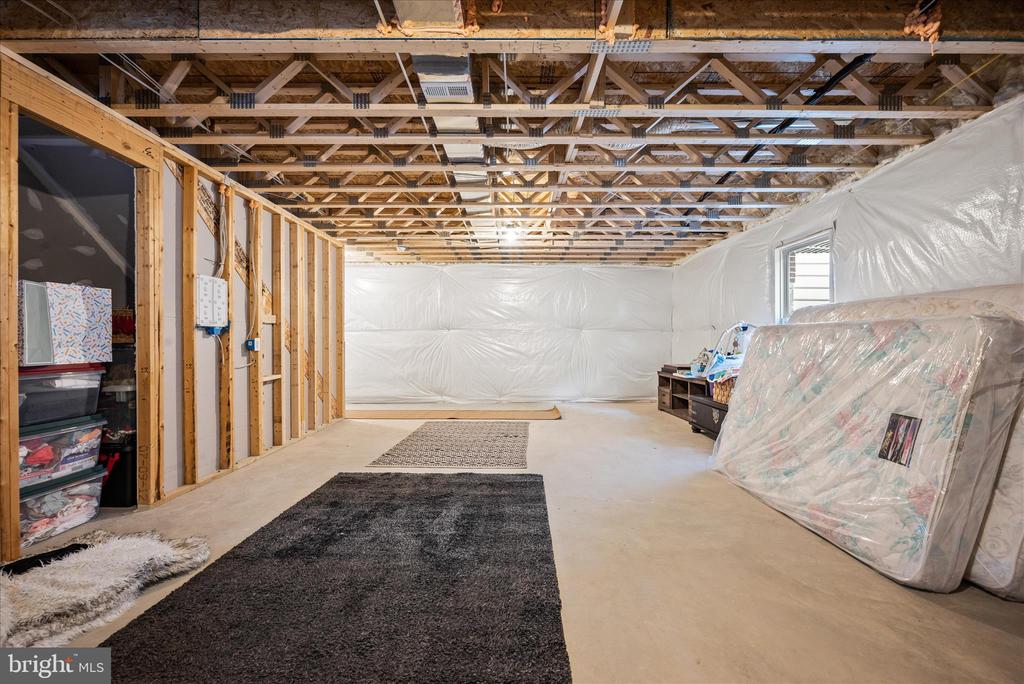 6052 COBBLESTONE CT, MARSHALL, Virginia, 3 Bedrooms Bedrooms, ,2 BathroomsBathrooms,Residential,6052 COBBLESTONE CT,VAFQ2020528 MLS # VAFQ2020528