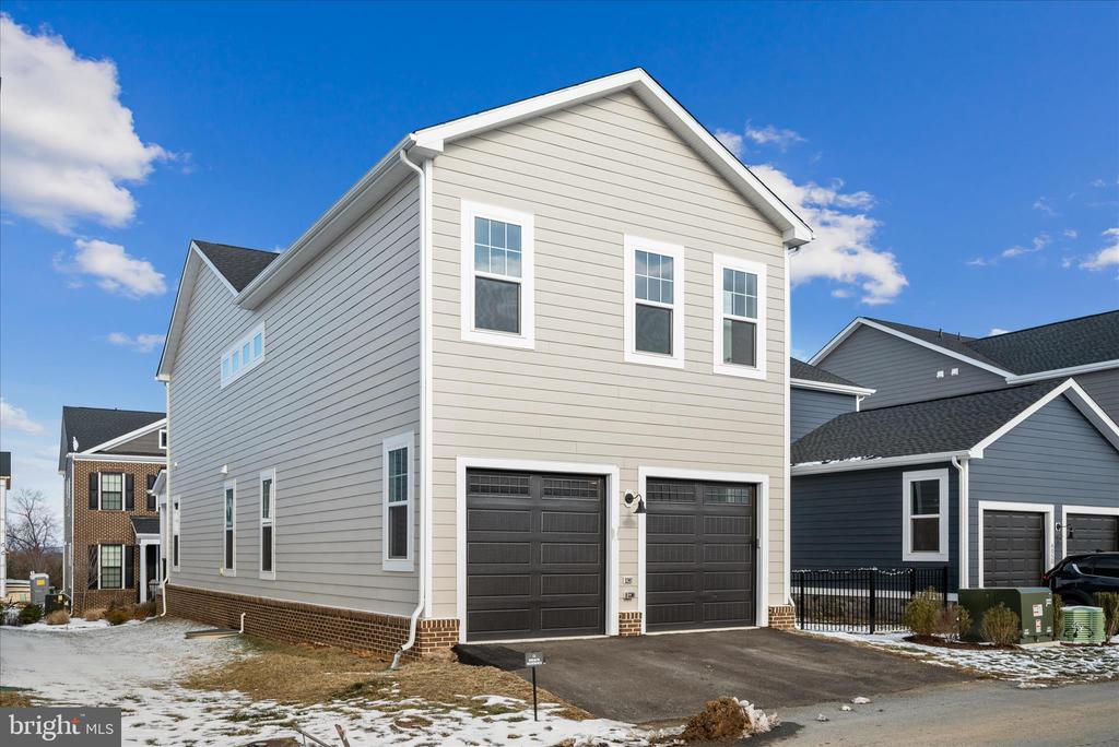 6052 COBBLESTONE CT, MARSHALL, Virginia, 3 Bedrooms Bedrooms, ,2 BathroomsBathrooms,Residential,6052 COBBLESTONE CT,VAFQ2020528 MLS # VAFQ2020528