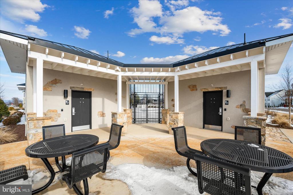 6052 COBBLESTONE CT, MARSHALL, Virginia, 3 Bedrooms Bedrooms, ,2 BathroomsBathrooms,Residential,6052 COBBLESTONE CT,VAFQ2020528 MLS # VAFQ2020528