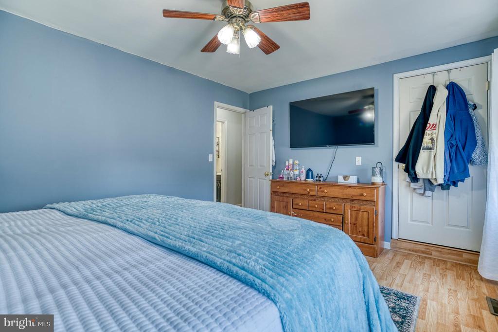 11099 EGGBORNSVILLE RD, RIXEYVILLE, Virginia 22737, 3 Bedrooms Bedrooms, ,2 BathroomsBathrooms,Residential,11099 EGGBORNSVILLE RD,VACU2013074 MLS # VACU2013074