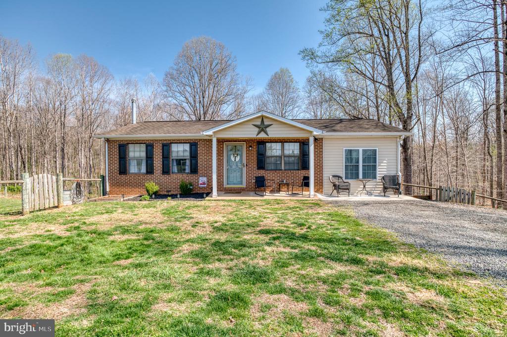 11099 EGGBORNSVILLE RD, RIXEYVILLE, Virginia 22737, 3 Bedrooms Bedrooms, ,2 BathroomsBathrooms,Residential,11099 EGGBORNSVILLE RD,VACU2013074 MLS # VACU2013074