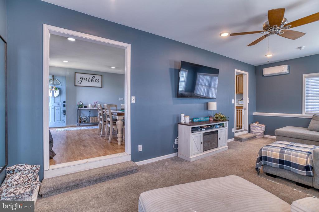 11099 EGGBORNSVILLE RD, RIXEYVILLE, Virginia 22737, 3 Bedrooms Bedrooms, ,2 BathroomsBathrooms,Residential,11099 EGGBORNSVILLE RD,VACU2013074 MLS # VACU2013074