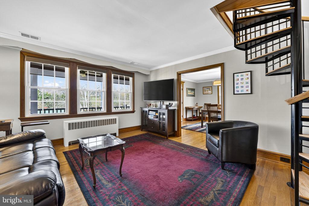 653 FEDERAL ST, PARIS, Virginia, 3 Bedrooms Bedrooms, ,3 BathroomsBathrooms,Residential,653 FEDERAL ST,VAFQ2021222 MLS # VAFQ2021222