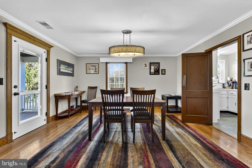 653 FEDERAL ST, PARIS, Virginia, 3 Bedrooms Bedrooms, ,3 BathroomsBathrooms,Residential,653 FEDERAL ST,VAFQ2021222 MLS # VAFQ2021222