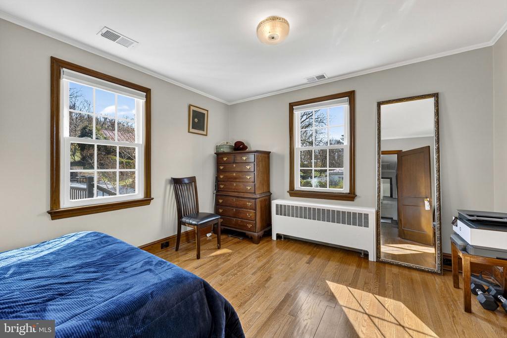 653 FEDERAL ST, PARIS, Virginia, 3 Bedrooms Bedrooms, ,3 BathroomsBathrooms,Residential,653 FEDERAL ST,VAFQ2021222 MLS # VAFQ2021222