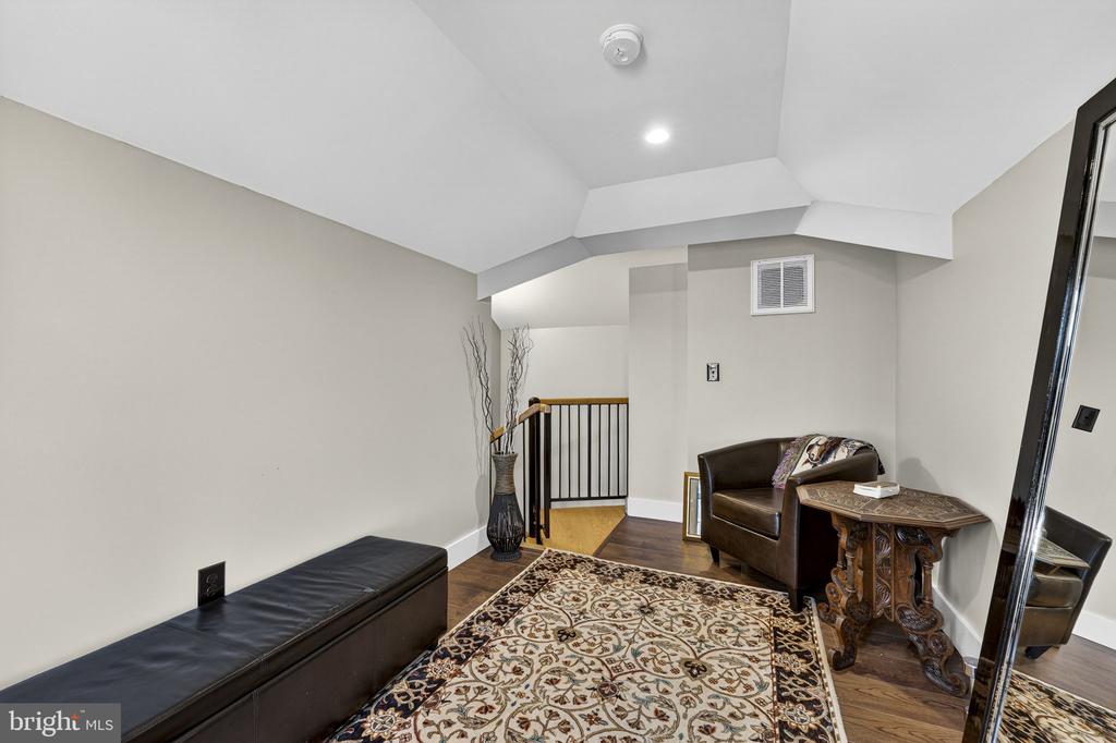 653 FEDERAL ST, PARIS, Virginia, 3 Bedrooms Bedrooms, ,3 BathroomsBathrooms,Residential,653 FEDERAL ST,VAFQ2021222 MLS # VAFQ2021222