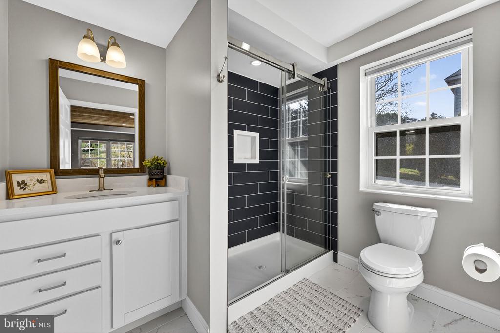 653 FEDERAL ST, PARIS, Virginia, 3 Bedrooms Bedrooms, ,3 BathroomsBathrooms,Residential,653 FEDERAL ST,VAFQ2021222 MLS # VAFQ2021222