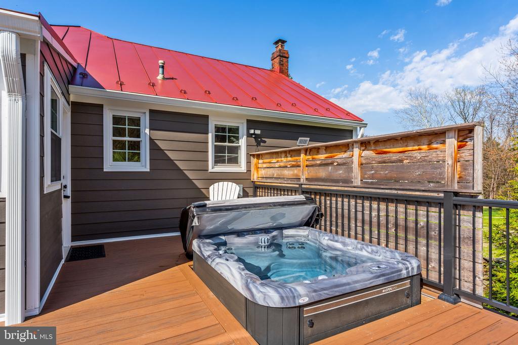 653 FEDERAL ST, PARIS, Virginia, 3 Bedrooms Bedrooms, ,3 BathroomsBathrooms,Residential,653 FEDERAL ST,VAFQ2021222 MLS # VAFQ2021222