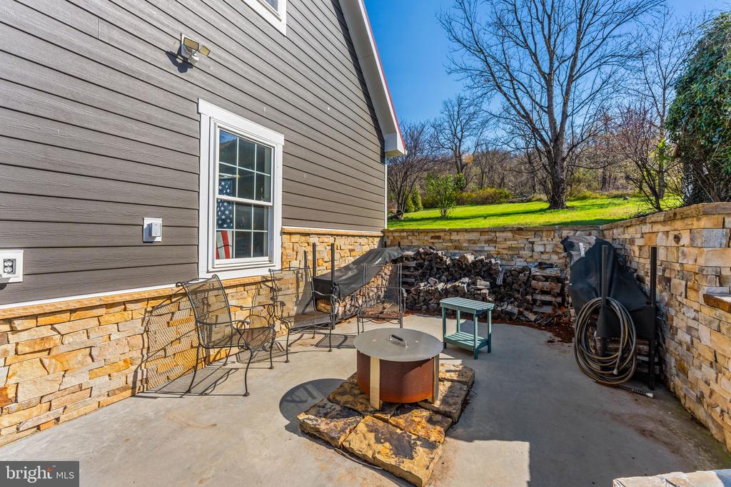 653 FEDERAL ST, PARIS, Virginia, 3 Bedrooms Bedrooms, ,3 BathroomsBathrooms,Residential,653 FEDERAL ST,VAFQ2021222 MLS # VAFQ2021222