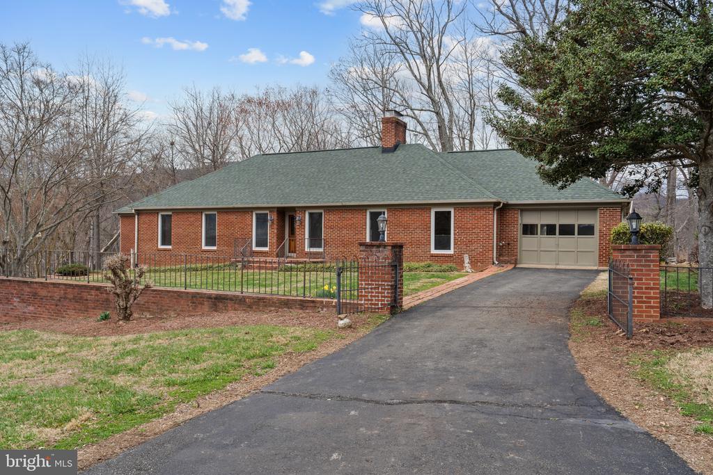 94 OLD HOLLOW RD, SPERRYVILLE, Virginia 22740, 2 Bedrooms Bedrooms, ,2 BathroomsBathrooms,Residential,94 OLD HOLLOW RD,VARP2002556 MLS # VARP2002556