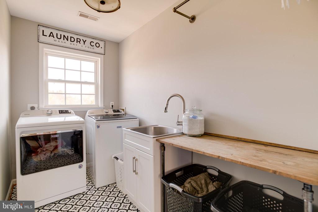 15607 FOX CHASE LN, CULPEPER, Virginia 22701, 4 Bedrooms Bedrooms, ,3 BathroomsBathrooms,Residential,15607 FOX CHASE LN,VACU2013164 MLS # VACU2013164