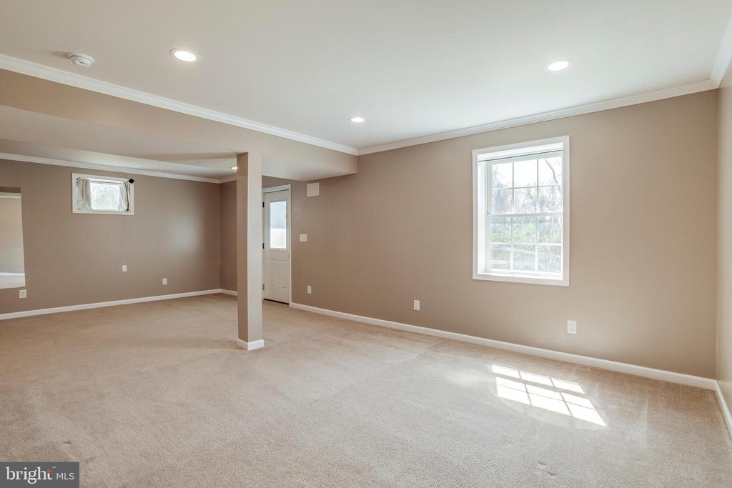 15607 FOX CHASE LN, CULPEPER, Virginia 22701, 4 Bedrooms Bedrooms, ,3 BathroomsBathrooms,Residential,15607 FOX CHASE LN,VACU2013164 MLS # VACU2013164