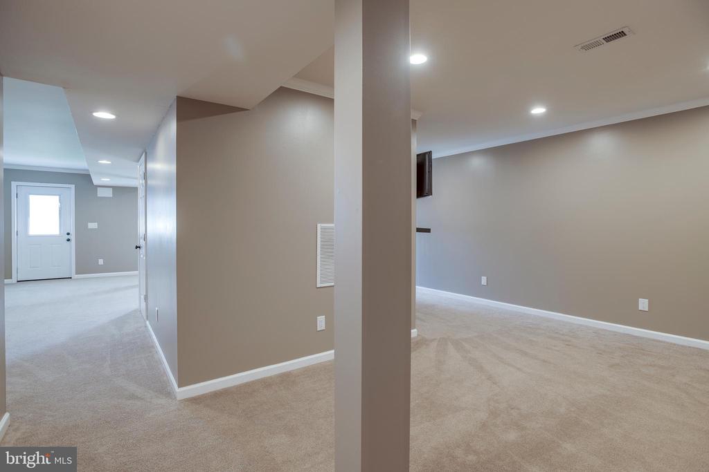 15607 FOX CHASE LN, CULPEPER, Virginia 22701, 4 Bedrooms Bedrooms, ,3 BathroomsBathrooms,Residential,15607 FOX CHASE LN,VACU2013164 MLS # VACU2013164