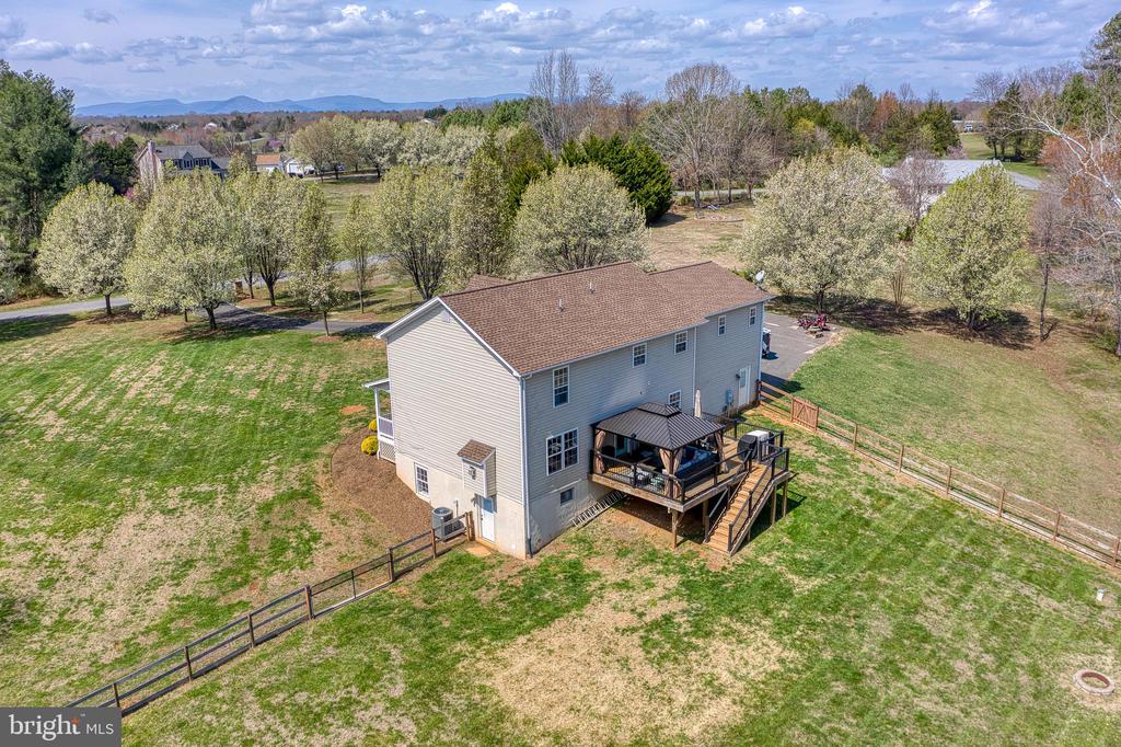 15607 FOX CHASE LN, CULPEPER, Virginia 22701, 4 Bedrooms Bedrooms, ,3 BathroomsBathrooms,Residential,15607 FOX CHASE LN,VACU2013164 MLS # VACU2013164