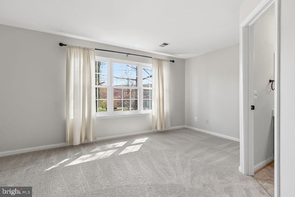 751 CEDAR CREST DR, WARRENTON, Virginia 20186, 2 Bedrooms Bedrooms, ,2 BathroomsBathrooms,Residential,751 CEDAR CREST DR,VAFQ2021240 MLS # VAFQ2021240