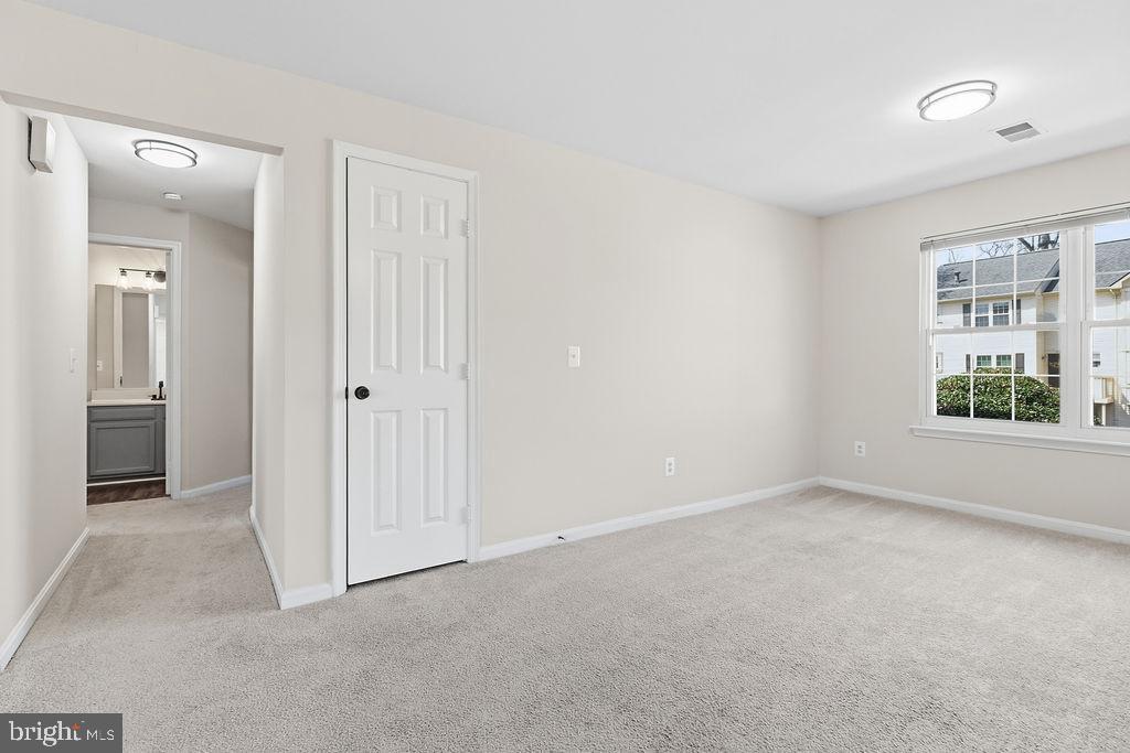 751 CEDAR CREST DR, WARRENTON, Virginia 20186, 2 Bedrooms Bedrooms, ,2 BathroomsBathrooms,Residential,751 CEDAR CREST DR,VAFQ2021240 MLS # VAFQ2021240