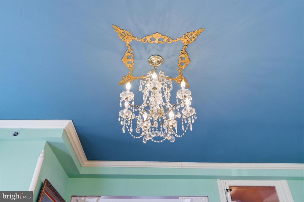 138 E MAIN ST, LURAY, Virginia 22835, 3 Bedrooms Bedrooms, ,3 BathroomsBathrooms,Residential,138 E MAIN ST,VAPA2006240 MLS # VAPA2006240