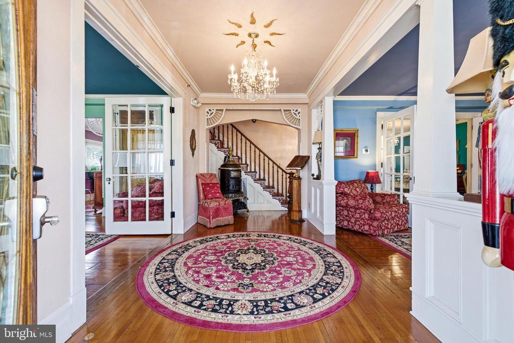 138 E MAIN ST, LURAY, Virginia 22835, 3 Bedrooms Bedrooms, ,3 BathroomsBathrooms,Residential,138 E MAIN ST,VAPA2006240 MLS # VAPA2006240