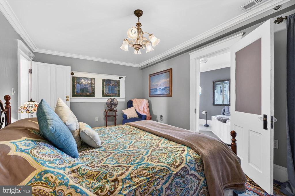 138 E MAIN ST, LURAY, Virginia 22835, 3 Bedrooms Bedrooms, ,3 BathroomsBathrooms,Residential,138 E MAIN ST,VAPA2006240 MLS # VAPA2006240