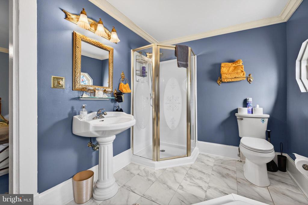 138 E MAIN ST, LURAY, Virginia 22835, 3 Bedrooms Bedrooms, ,3 BathroomsBathrooms,Residential,138 E MAIN ST,VAPA2006240 MLS # VAPA2006240