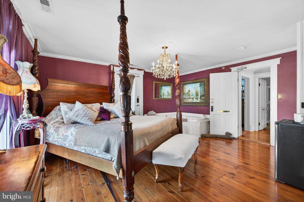 138 E MAIN ST, LURAY, Virginia 22835, 3 Bedrooms Bedrooms, ,3 BathroomsBathrooms,Residential,138 E MAIN ST,VAPA2006240 MLS # VAPA2006240