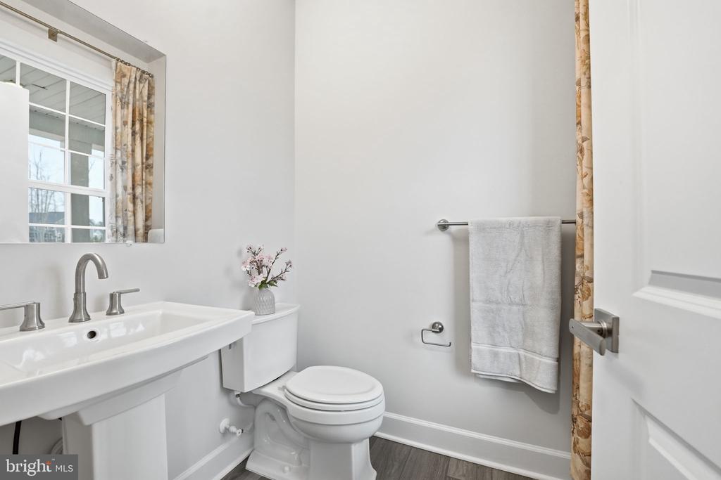 10909 CANTERBURY CT, SPOTSYLVANIA, Virginia 22551, 4 Bedrooms Bedrooms, ,4 BathroomsBathrooms,Residential,10909 CANTERBURY CT,VASP2040560 MLS # VASP2040560