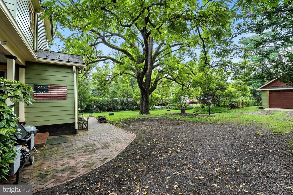 802 S BLUE RIDGE AVE, CULPEPER, Virginia 22701, 5 Bedrooms Bedrooms, ,2 BathroomsBathrooms,Residential,802 S BLUE RIDGE AVE,VACU2013188 MLS # VACU2013188