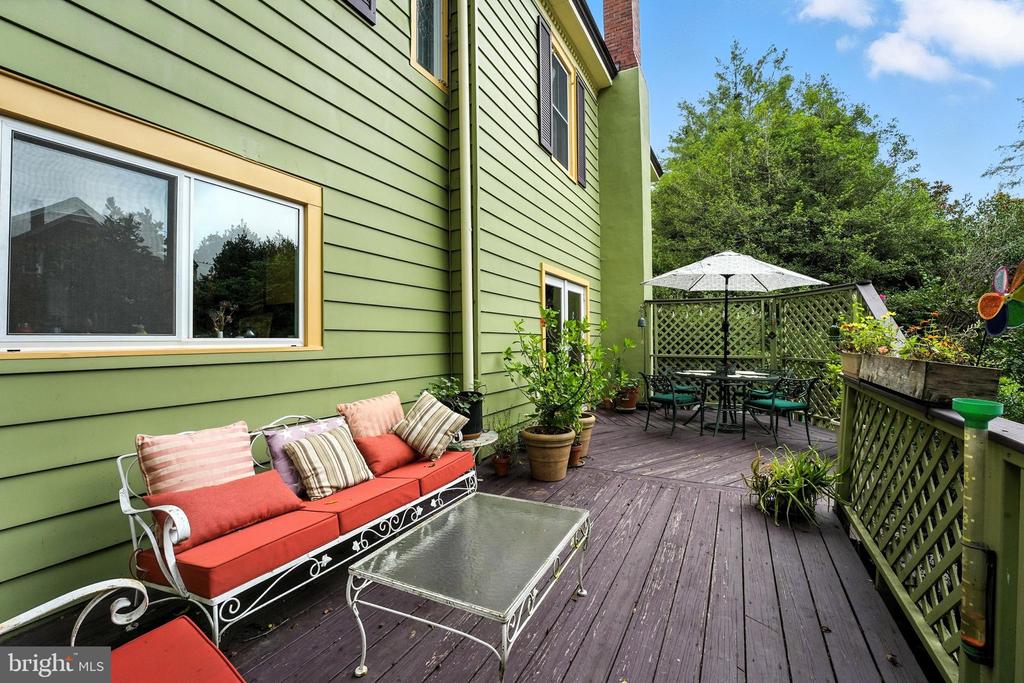 802 S BLUE RIDGE AVE, CULPEPER, Virginia 22701, 5 Bedrooms Bedrooms, ,2 BathroomsBathrooms,Residential,802 S BLUE RIDGE AVE,VACU2013188 MLS # VACU2013188