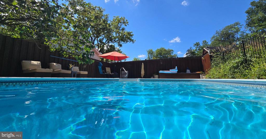 802 S BLUE RIDGE AVE, CULPEPER, Virginia 22701, 5 Bedrooms Bedrooms, ,2 BathroomsBathrooms,Residential,802 S BLUE RIDGE AVE,VACU2013188 MLS # VACU2013188