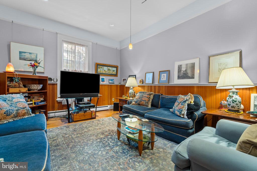 802 S BLUE RIDGE AVE, CULPEPER, Virginia 22701, 5 Bedrooms Bedrooms, ,2 BathroomsBathrooms,Residential,802 S BLUE RIDGE AVE,VACU2013188 MLS # VACU2013188