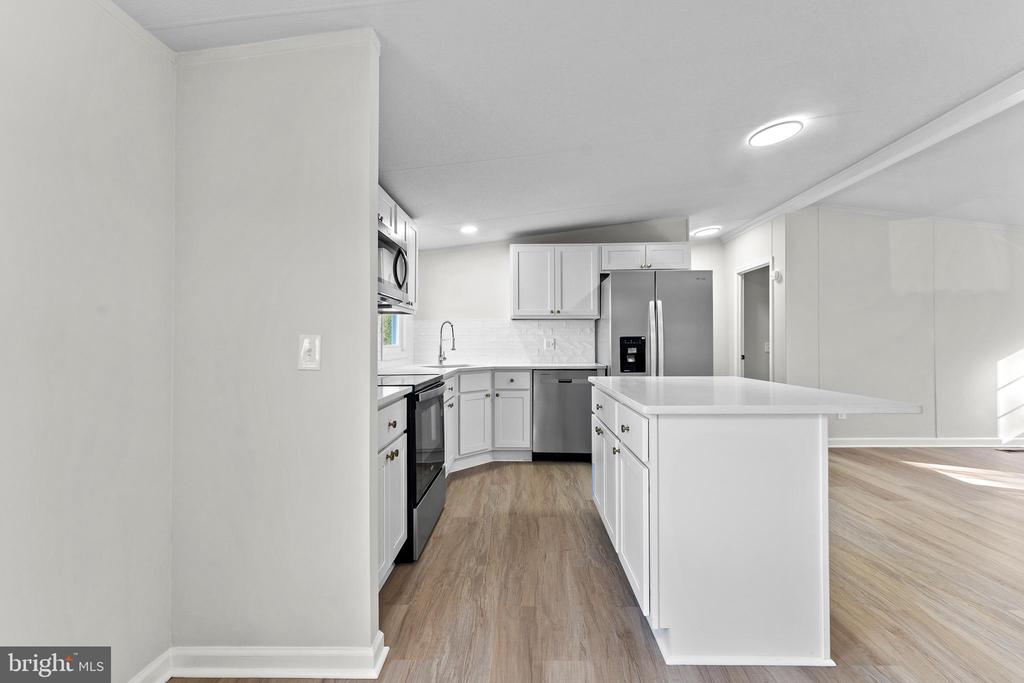 3367 DAVIS HWY, LOUISA, Virginia 23093, 3 Bedrooms Bedrooms, ,2 BathroomsBathrooms,Residential,3367 DAVIS HWY,VALA2009564 MLS # VALA2009564