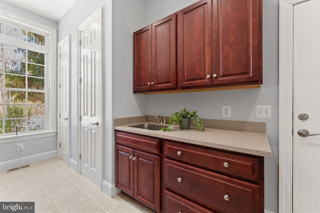 13611 KALMBACKS MILL DR, FREDERICKSBURG, Virginia 22407, 5 Bedrooms Bedrooms, ,6 BathroomsBathrooms,Residential,13611 KALMBACKS MILL DR,VASP2040540 MLS # VASP2040540