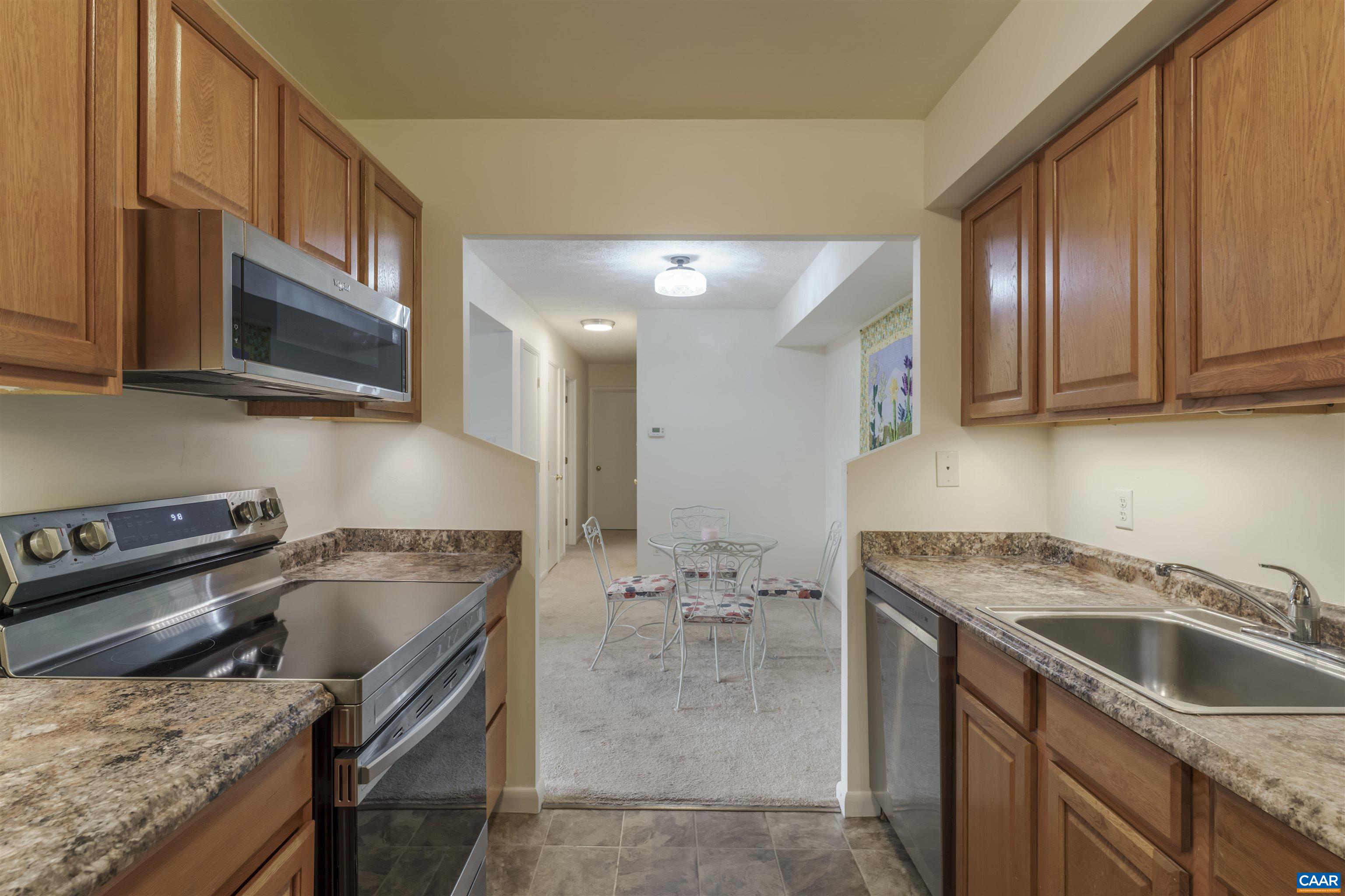 116 TURTLE CREEK RD, CHARLOTTESVILLE, Virginia 22901, 2 Bedrooms Bedrooms, ,2 BathroomsBathrooms,Residential,116 TURTLE CREEK RD,675139 MLS # 675139