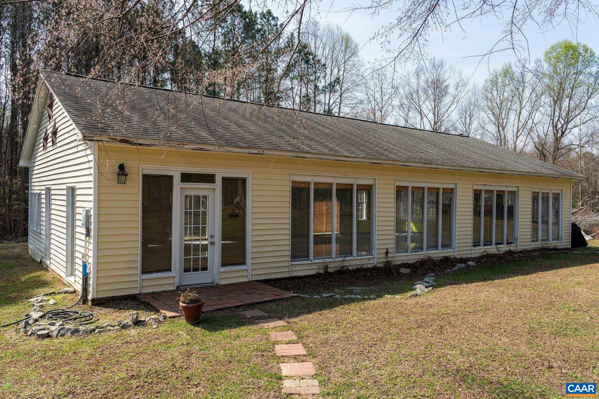 14910 WESTERN MILL RD, LAWRENCEVILLE, Virginia 23868, 5 Bedrooms Bedrooms, ,3 BathroomsBathrooms,Residential,Brunswick Mineral Springs,14910 WESTERN MILL RD,675164 MLS # 675164