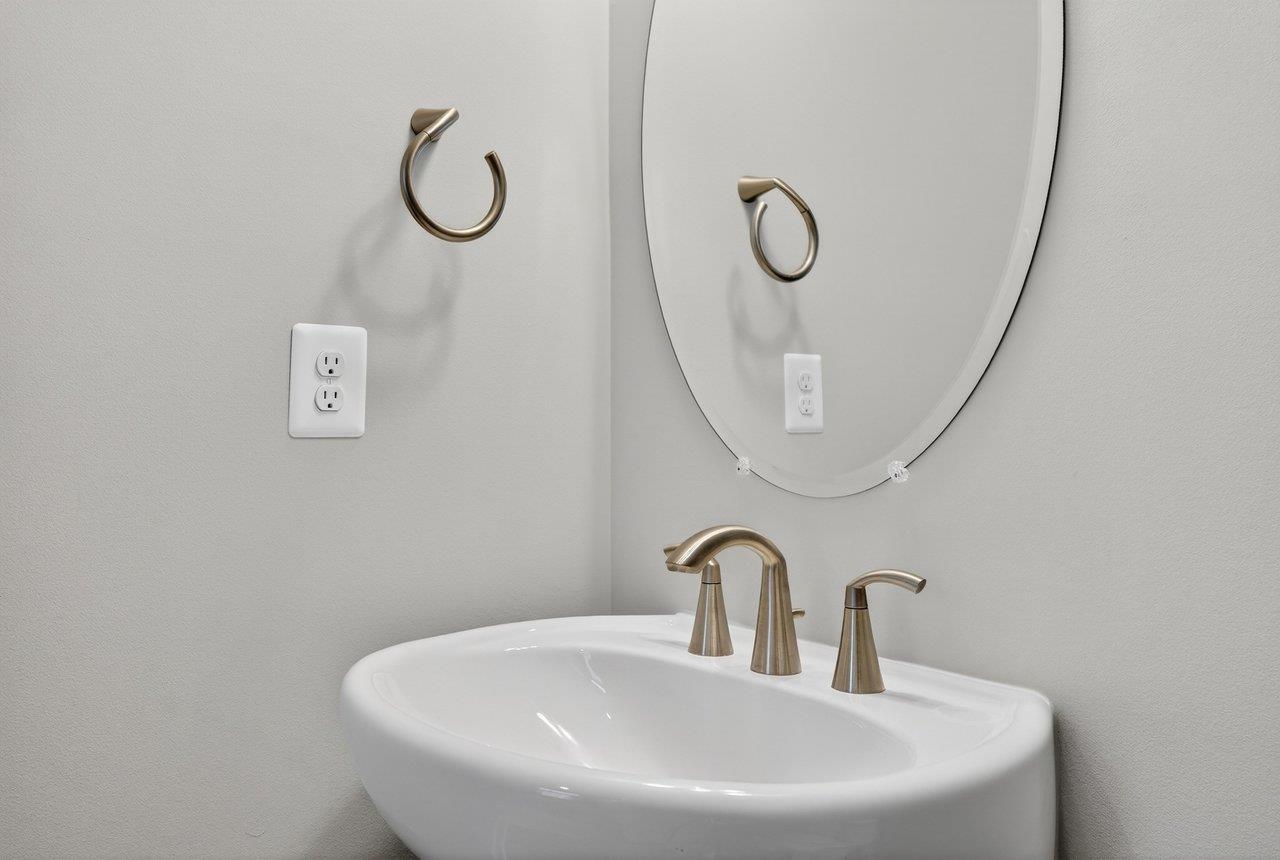 3390 CHARLESTON BLVD, ROCKINGHAM, Virginia 22801, 3 Bedrooms Bedrooms, ,2 BathroomsBathrooms,Residential,3390 CHARLESTON BLVD,675165 MLS # 675165