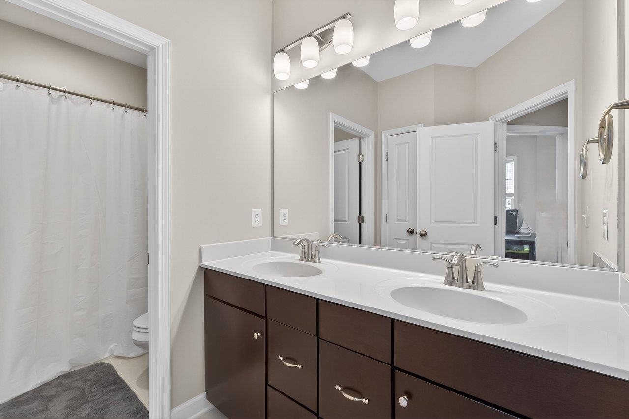 3390 CHARLESTON BLVD, ROCKINGHAM, Virginia 22801, 3 Bedrooms Bedrooms, ,2 BathroomsBathrooms,Residential,3390 CHARLESTON BLVD,675165 MLS # 675165