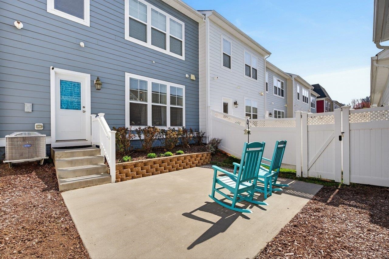 3390 CHARLESTON BLVD, ROCKINGHAM, Virginia 22801, 3 Bedrooms Bedrooms, ,2 BathroomsBathrooms,Residential,3390 CHARLESTON BLVD,675165 MLS # 675165