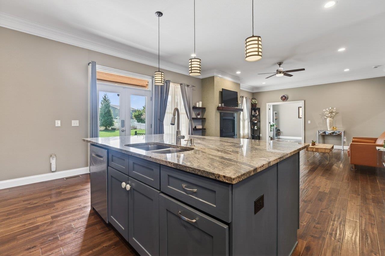 2005 MARIGOLD CIR, ROCKINGHAM, Virginia 22801, 5 Bedrooms Bedrooms, ,4 BathroomsBathrooms,Residential,2005 MARIGOLD CIR,675166 MLS # 675166