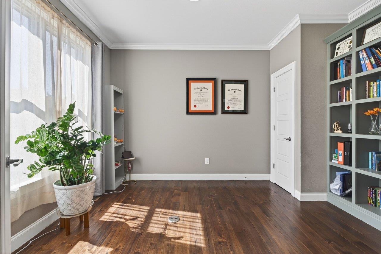 2005 MARIGOLD CIR, ROCKINGHAM, Virginia 22801, 5 Bedrooms Bedrooms, ,4 BathroomsBathrooms,Residential,2005 MARIGOLD CIR,675166 MLS # 675166