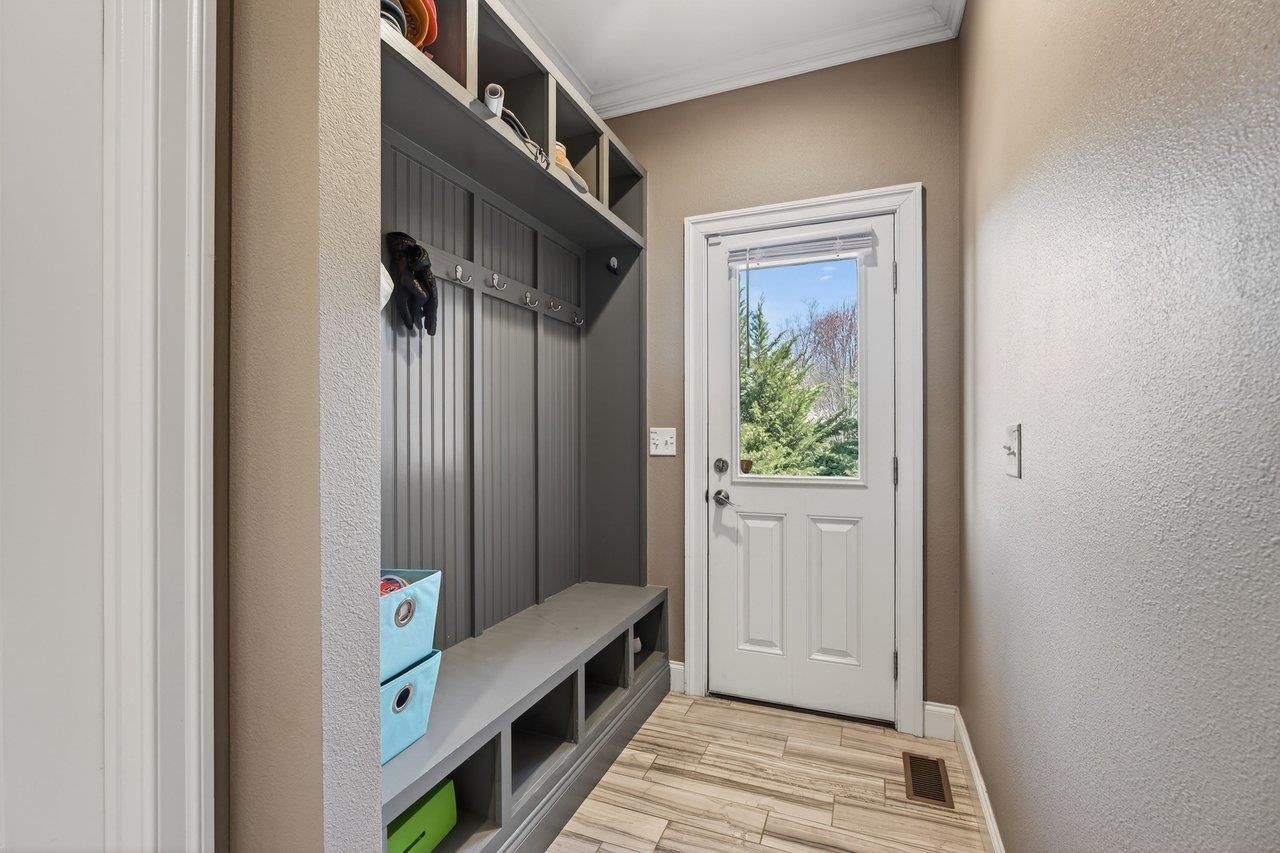 2005 MARIGOLD CIR, ROCKINGHAM, Virginia 22801, 5 Bedrooms Bedrooms, ,4 BathroomsBathrooms,Residential,2005 MARIGOLD CIR,675166 MLS # 675166