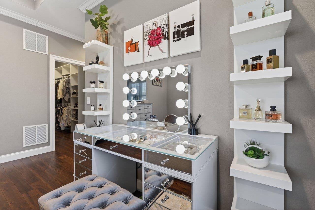 2005 MARIGOLD CIR, ROCKINGHAM, Virginia 22801, 5 Bedrooms Bedrooms, ,4 BathroomsBathrooms,Residential,2005 MARIGOLD CIR,675166 MLS # 675166