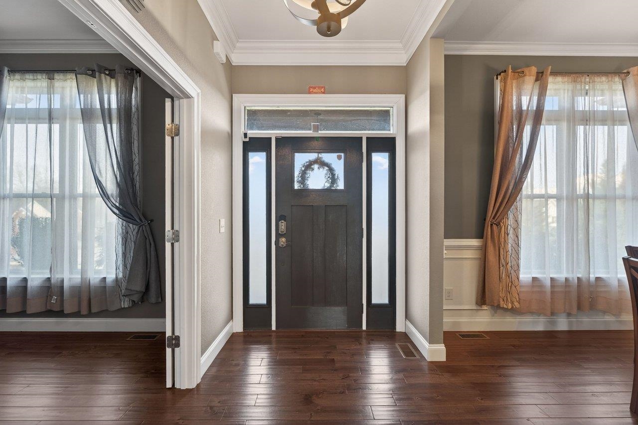 2005 MARIGOLD CIR, ROCKINGHAM, Virginia 22801, 5 Bedrooms Bedrooms, ,4 BathroomsBathrooms,Residential,2005 MARIGOLD CIR,675166 MLS # 675166