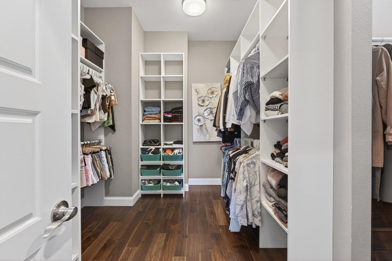 2005 MARIGOLD CIR, ROCKINGHAM, Virginia 22801, 5 Bedrooms Bedrooms, ,4 BathroomsBathrooms,Residential,2005 MARIGOLD CIR,675166 MLS # 675166