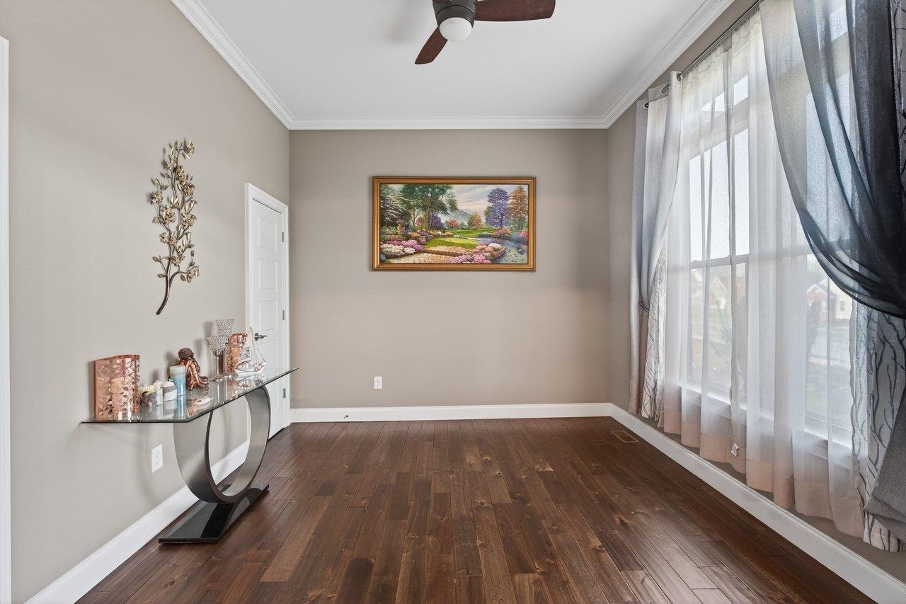 2005 MARIGOLD CIR, ROCKINGHAM, Virginia 22801, 5 Bedrooms Bedrooms, ,4 BathroomsBathrooms,Residential,2005 MARIGOLD CIR,675166 MLS # 675166