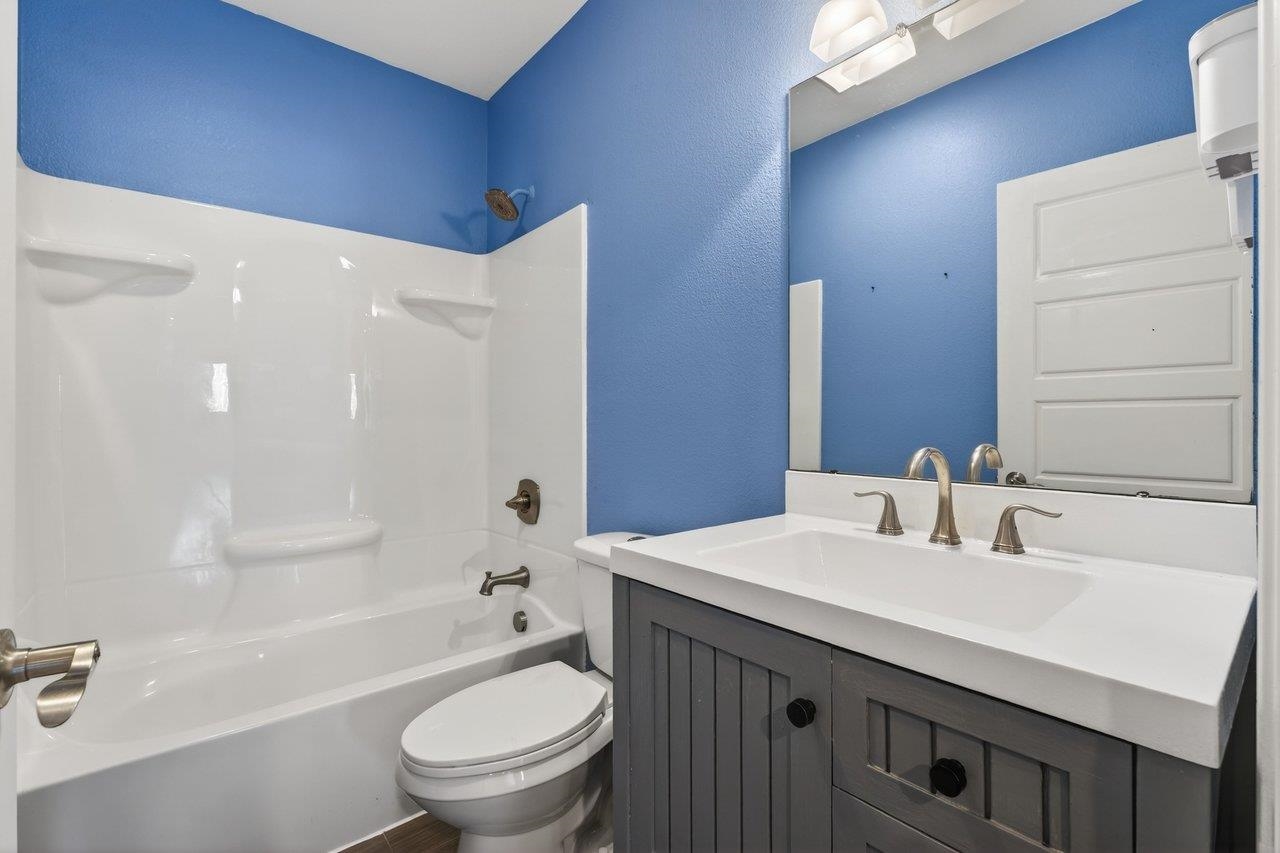 2005 MARIGOLD CIR, ROCKINGHAM, Virginia 22801, 5 Bedrooms Bedrooms, ,4 BathroomsBathrooms,Residential,2005 MARIGOLD CIR,675166 MLS # 675166