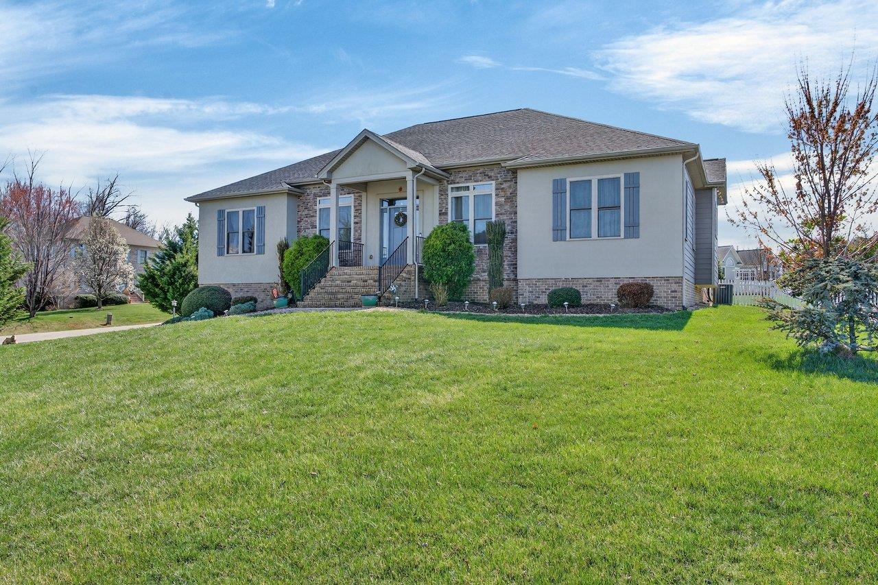 2005 MARIGOLD CIR, ROCKINGHAM, Virginia 22801, 5 Bedrooms Bedrooms, ,4 BathroomsBathrooms,Residential,2005 MARIGOLD CIR,675166 MLS # 675166