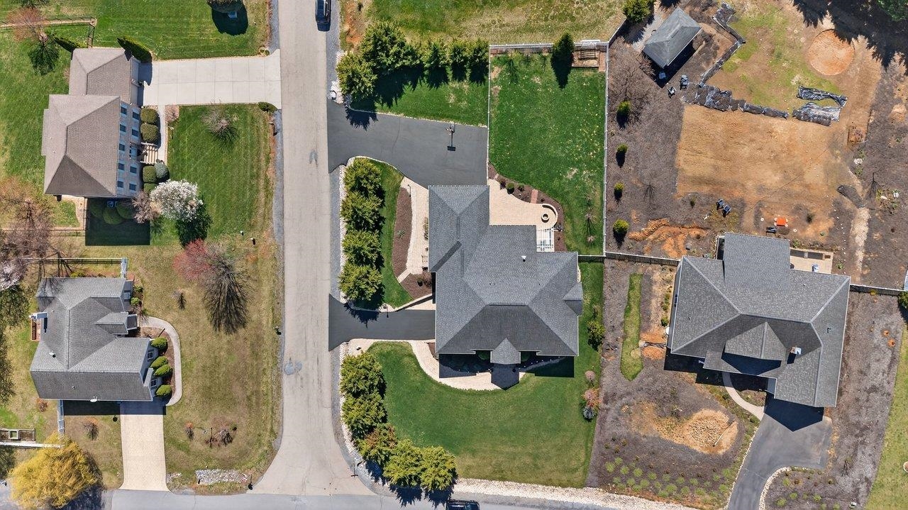 2005 MARIGOLD CIR, ROCKINGHAM, Virginia 22801, 5 Bedrooms Bedrooms, ,4 BathroomsBathrooms,Residential,2005 MARIGOLD CIR,675166 MLS # 675166