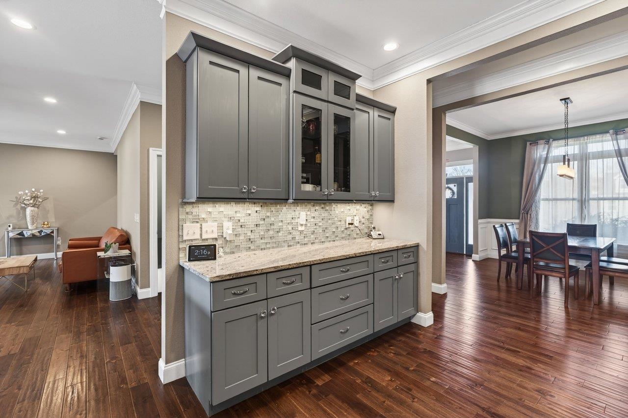 2005 MARIGOLD CIR, ROCKINGHAM, Virginia 22801, 5 Bedrooms Bedrooms, ,4 BathroomsBathrooms,Residential,2005 MARIGOLD CIR,675166 MLS # 675166